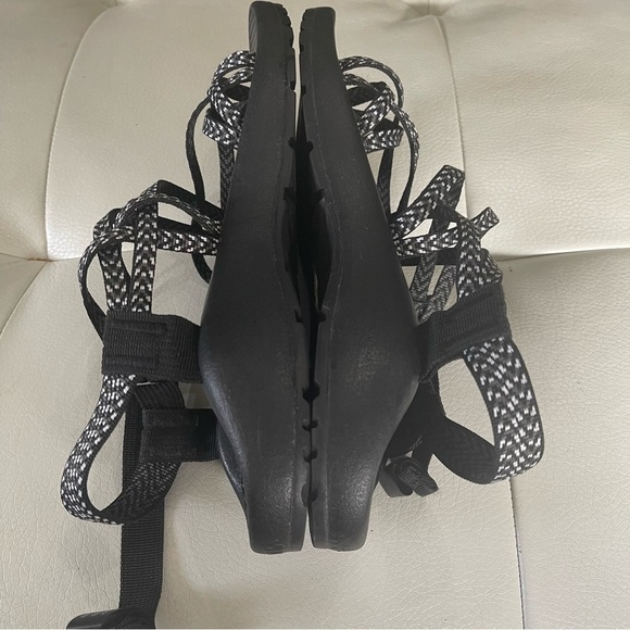 Chaco ZX/2 women’s Sandals black and white size 10 GUC - Picture 6 of 9